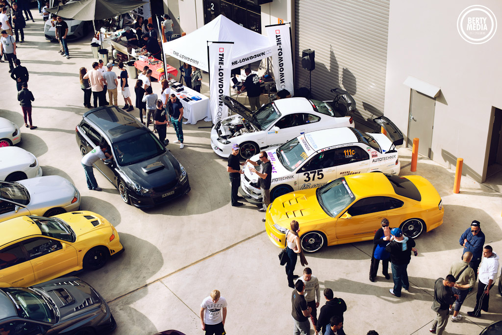 THE-LOWDOWN.com x Garage 88 LONG WEEKEND MEET